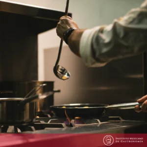 Chef cocinando